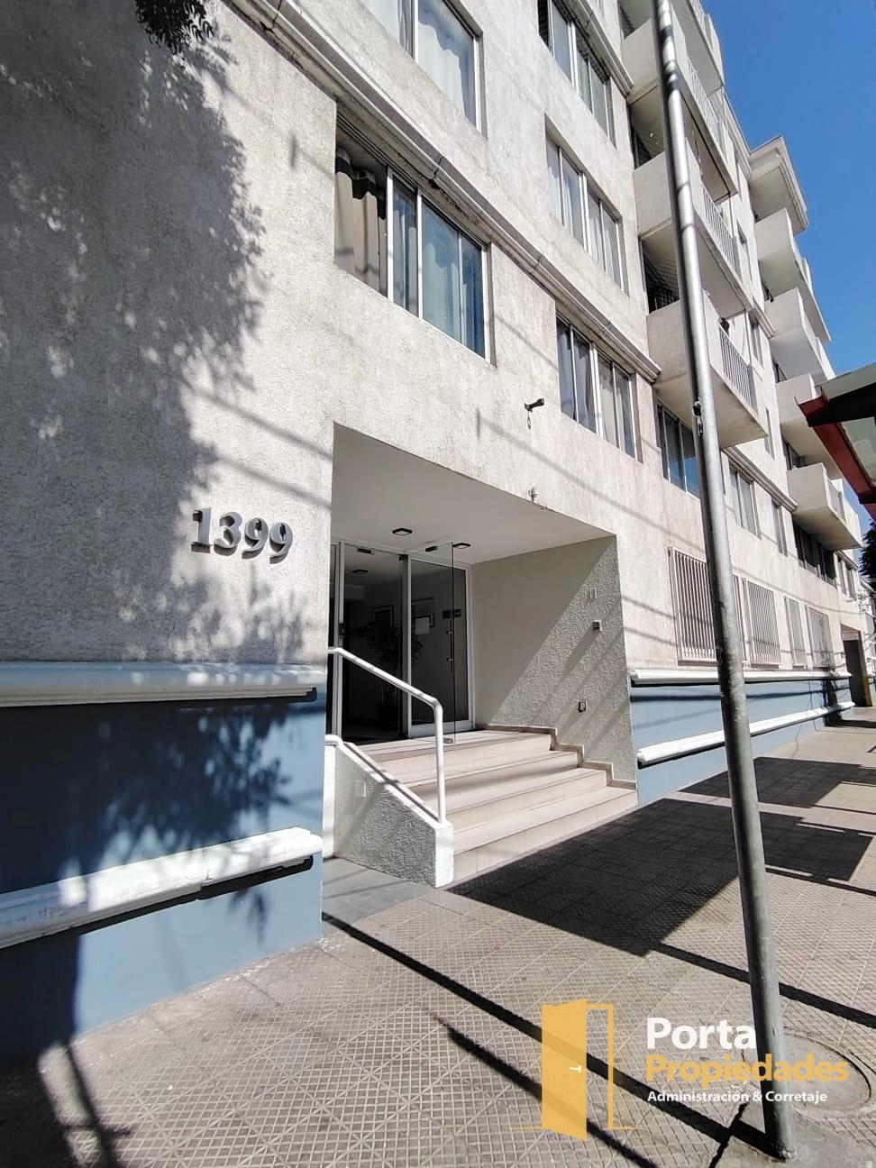 Departamento 2 dormitorios Santiago centro - 1