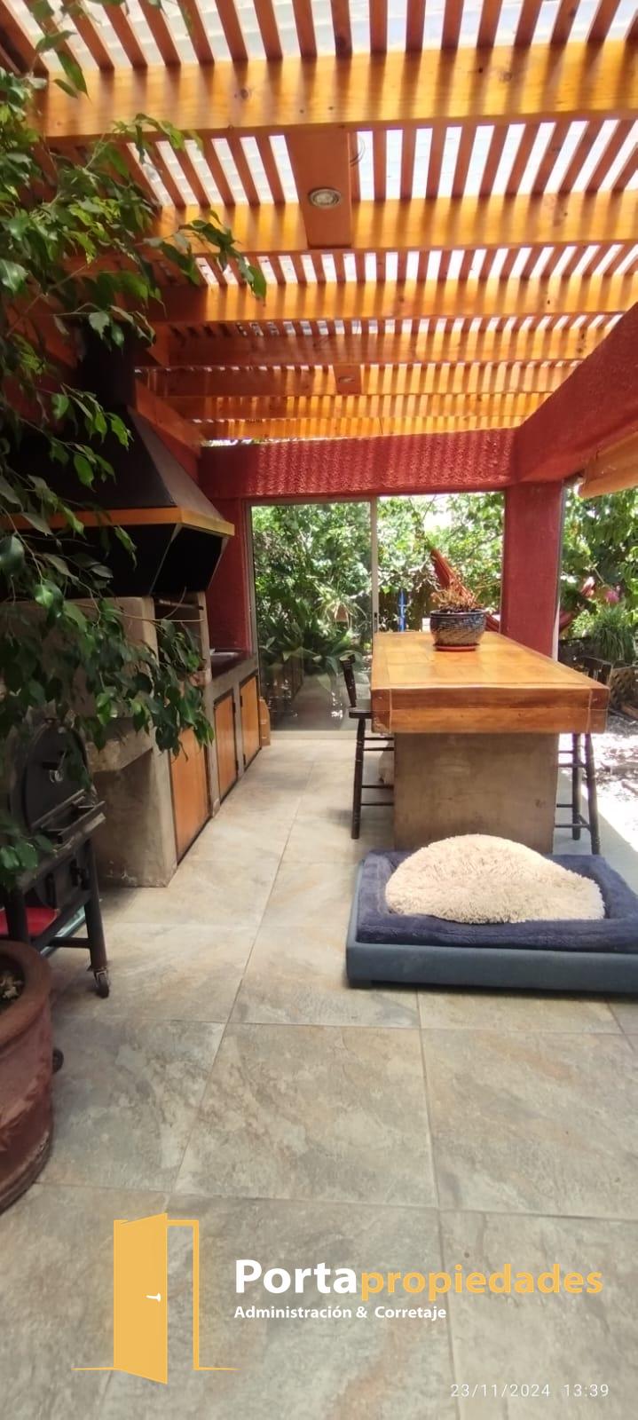 Imagen 25 de Casa Violeta Parra Peñaflor